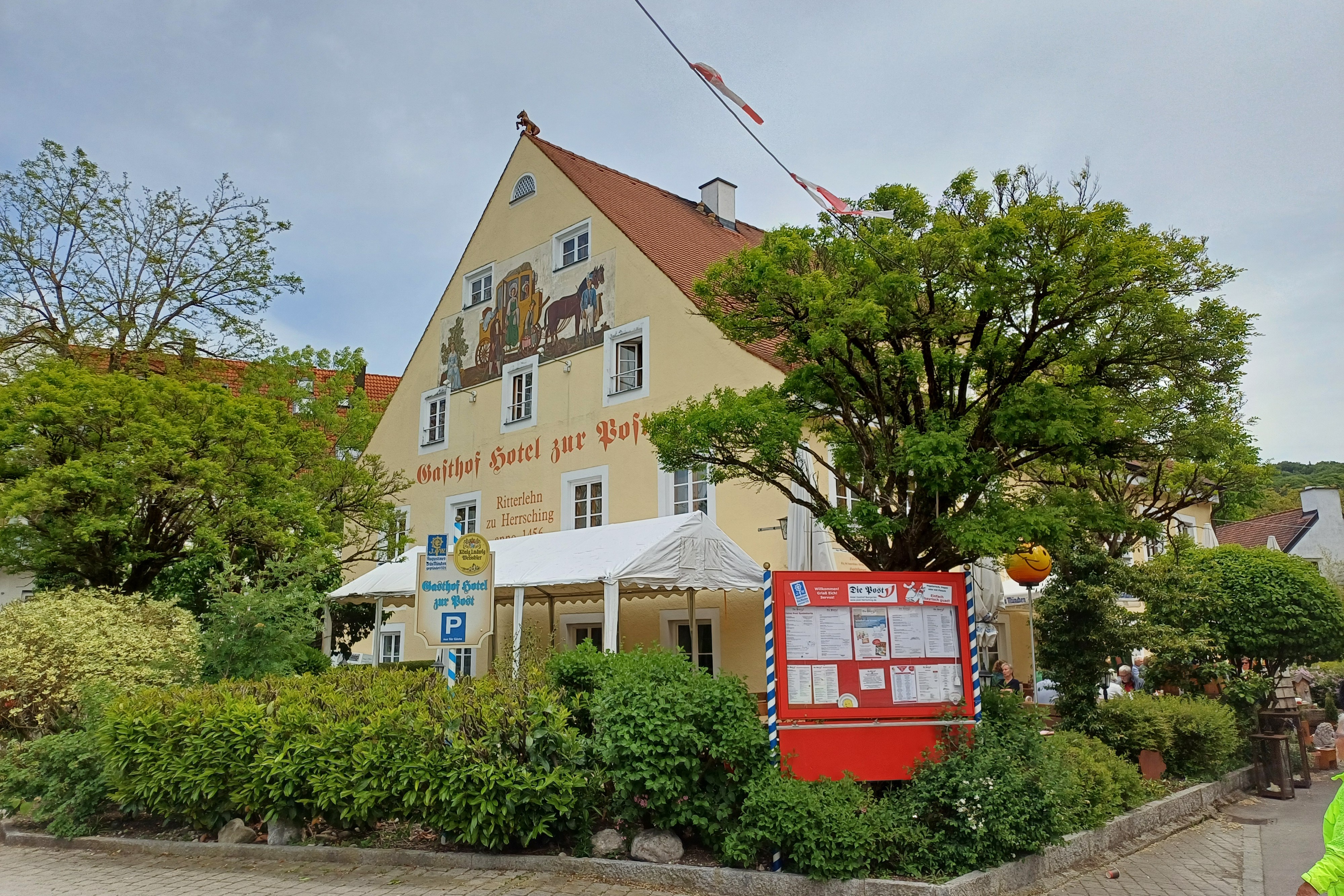 Willkommen bei der Postwirtin Elisabeth