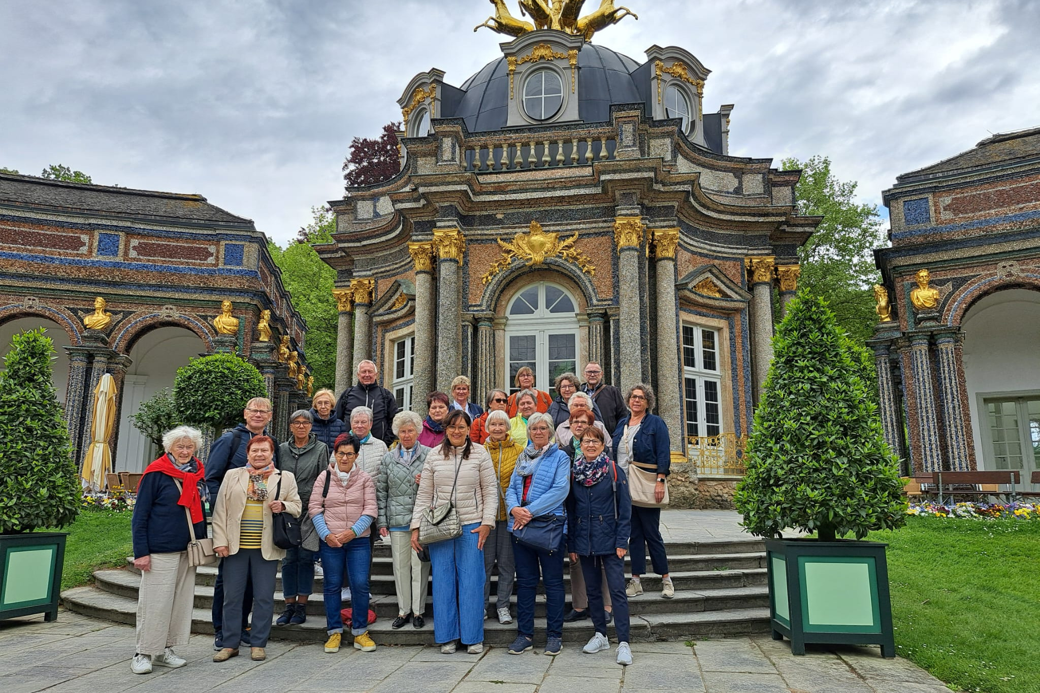 Gruppenbild in der Eremitage Bayreuth