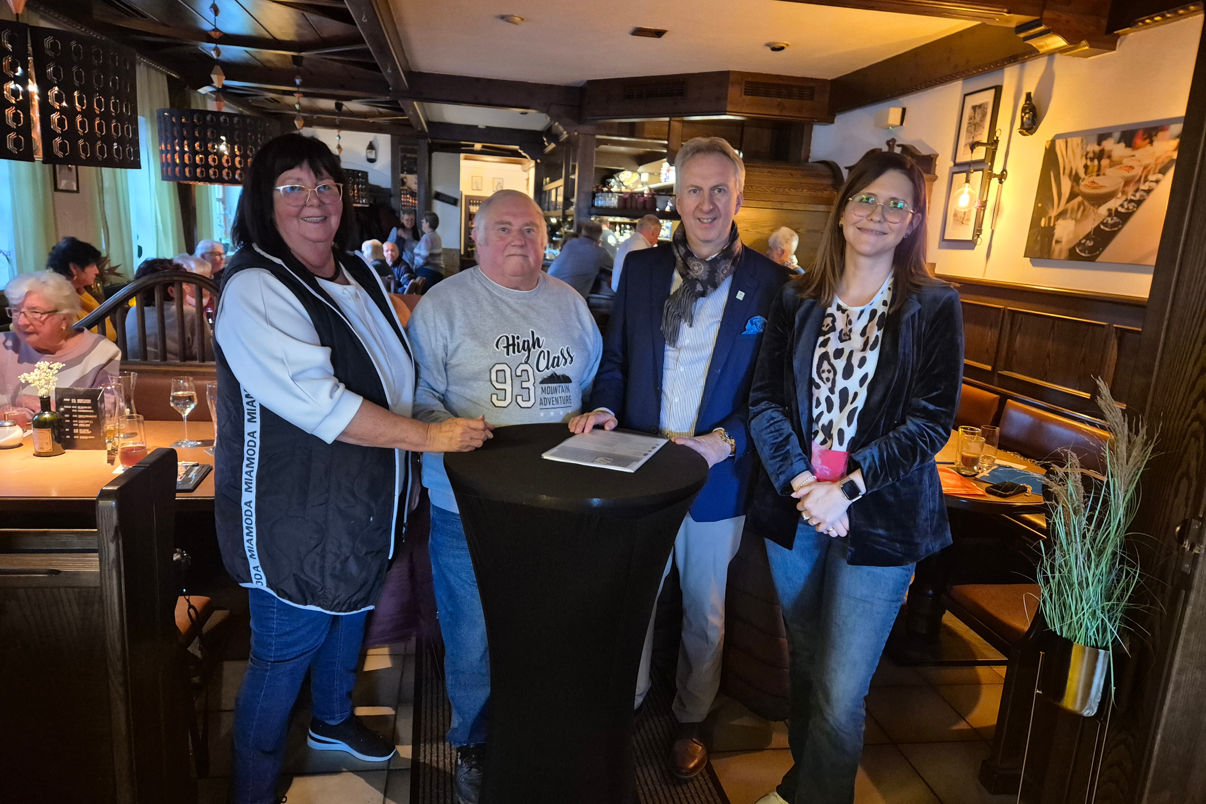 Volles Haus beim Pflegestammtisch des OV-Zwiesel