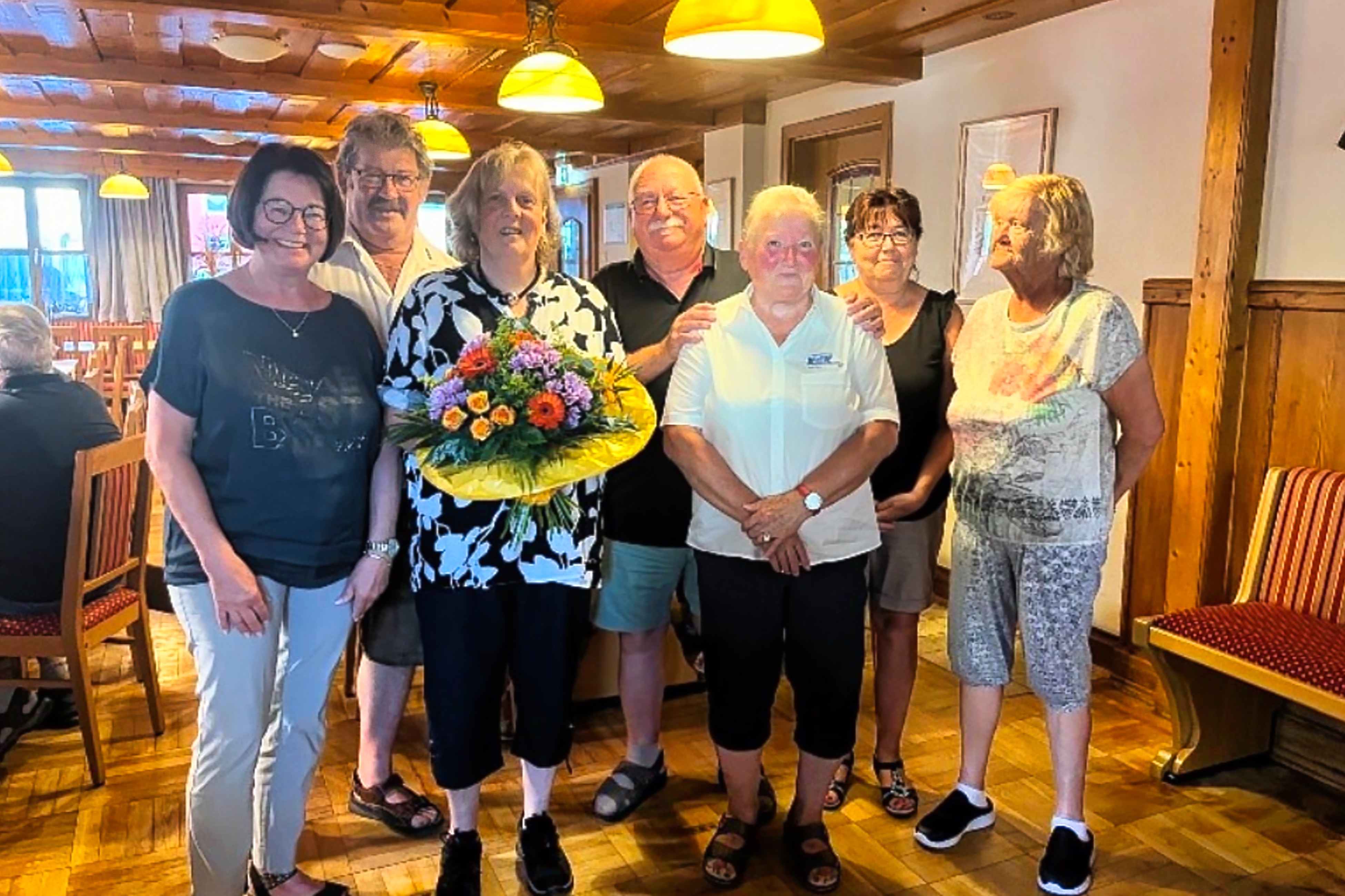 VdK Pocking ehrt mit Brigitte Gram&uuml;ller das 800. Mitglied