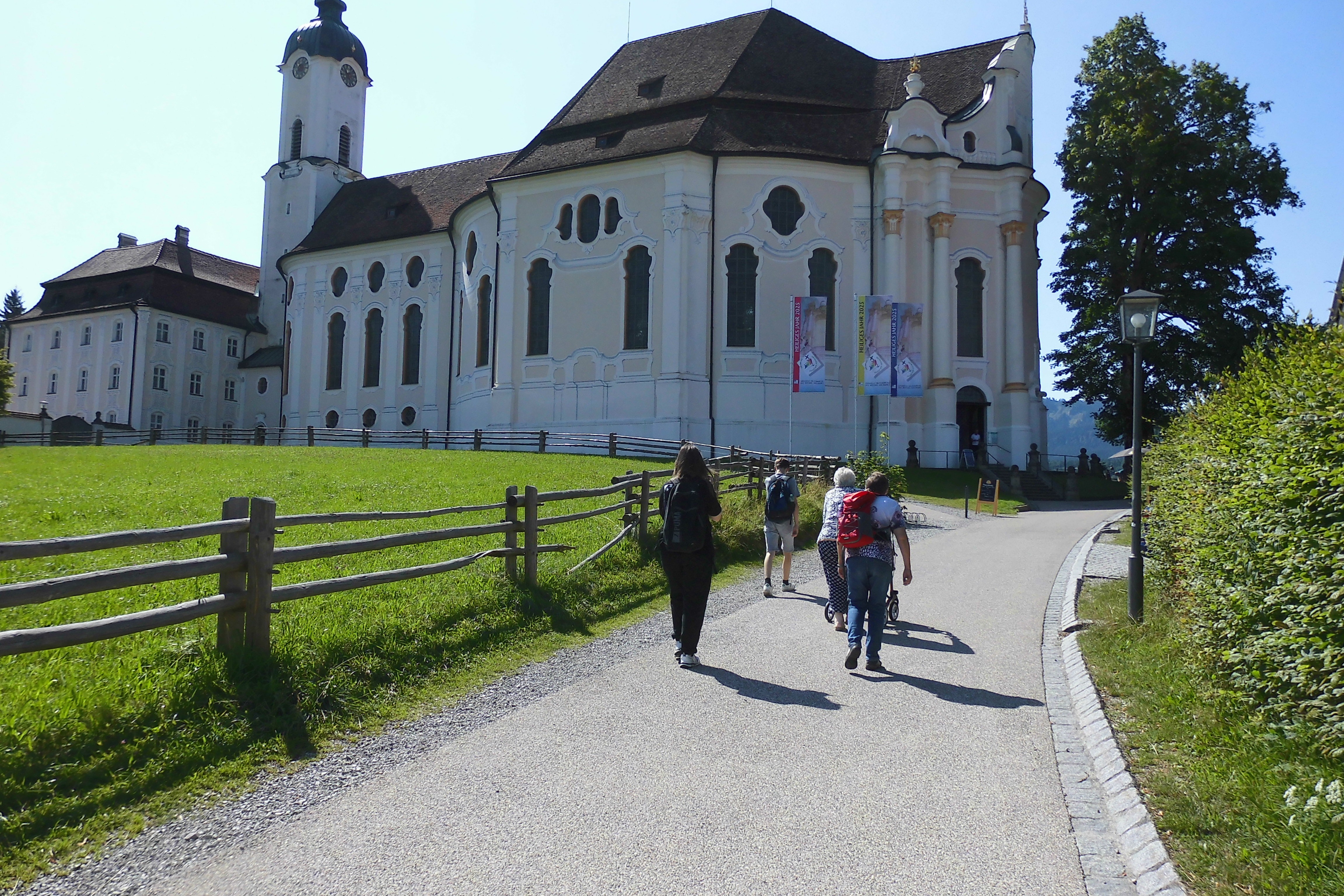 Auf den Weg zur Wieskirche, die seit 1983 Weltkulturerbe ist.