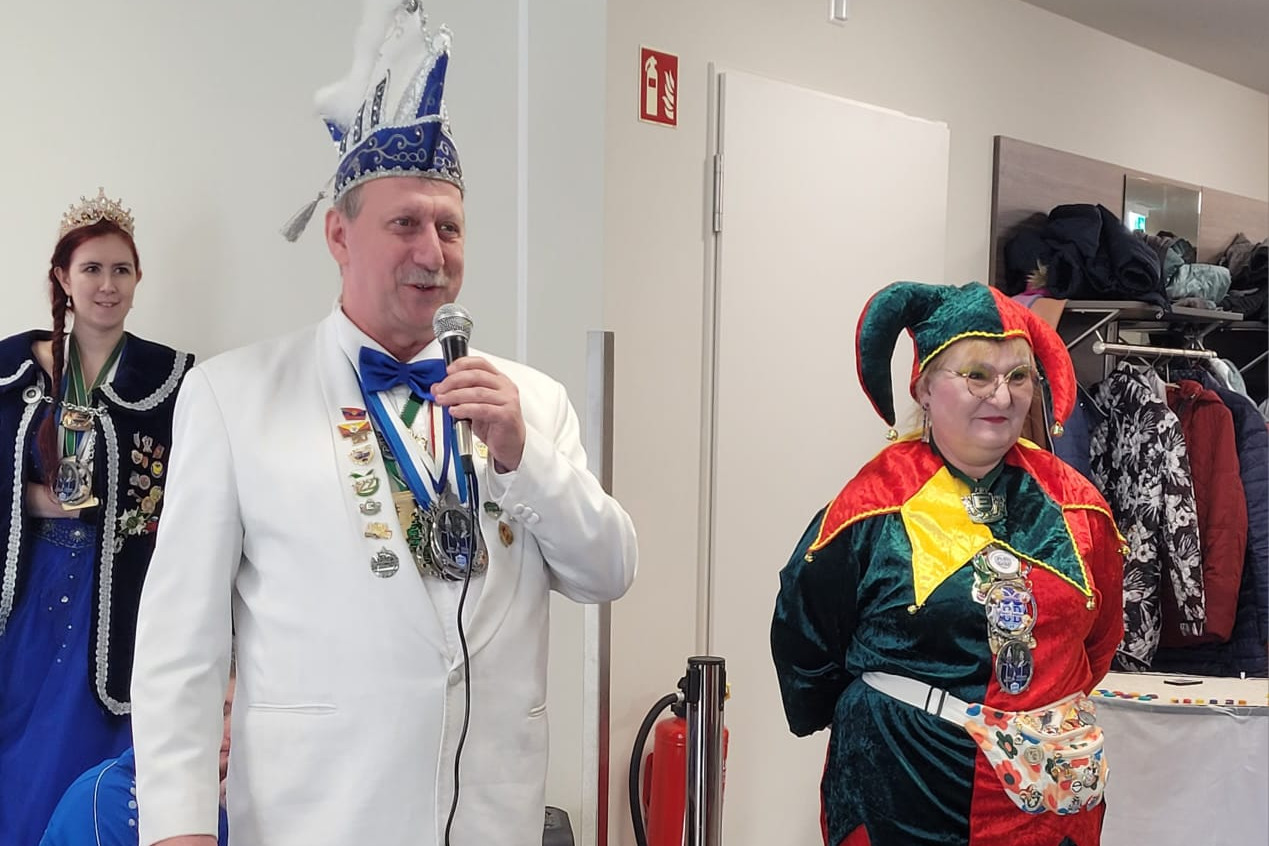 2 Personen Faschingsverein &bdquo;Crazy Dancers&ldquo;