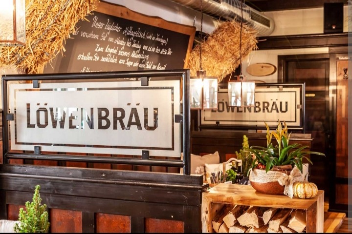 Wirtshaus am Hart Gastraum Wirtshaus am Hart