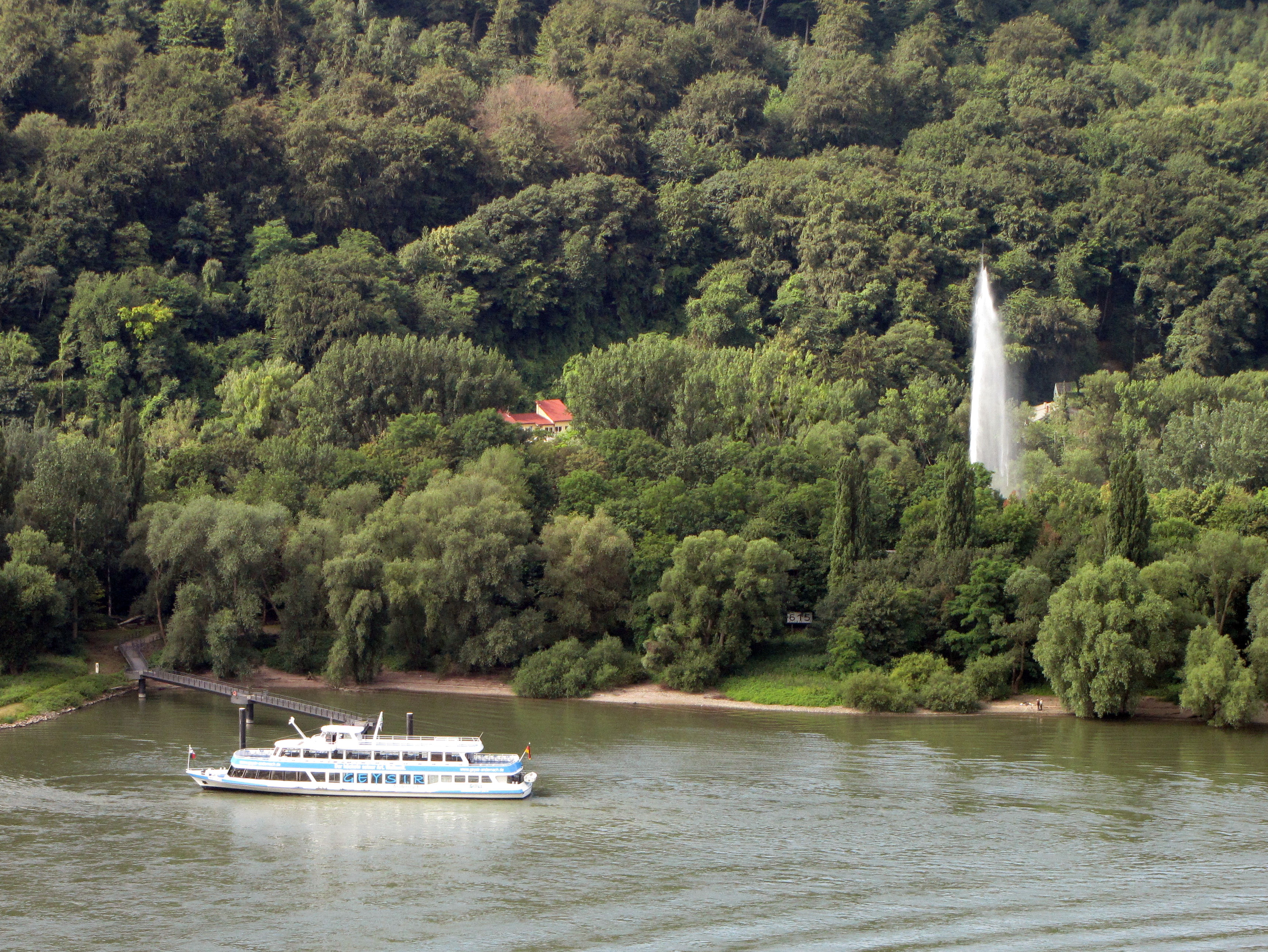 Das Namedyer Werth mit dem Geysir Andernach