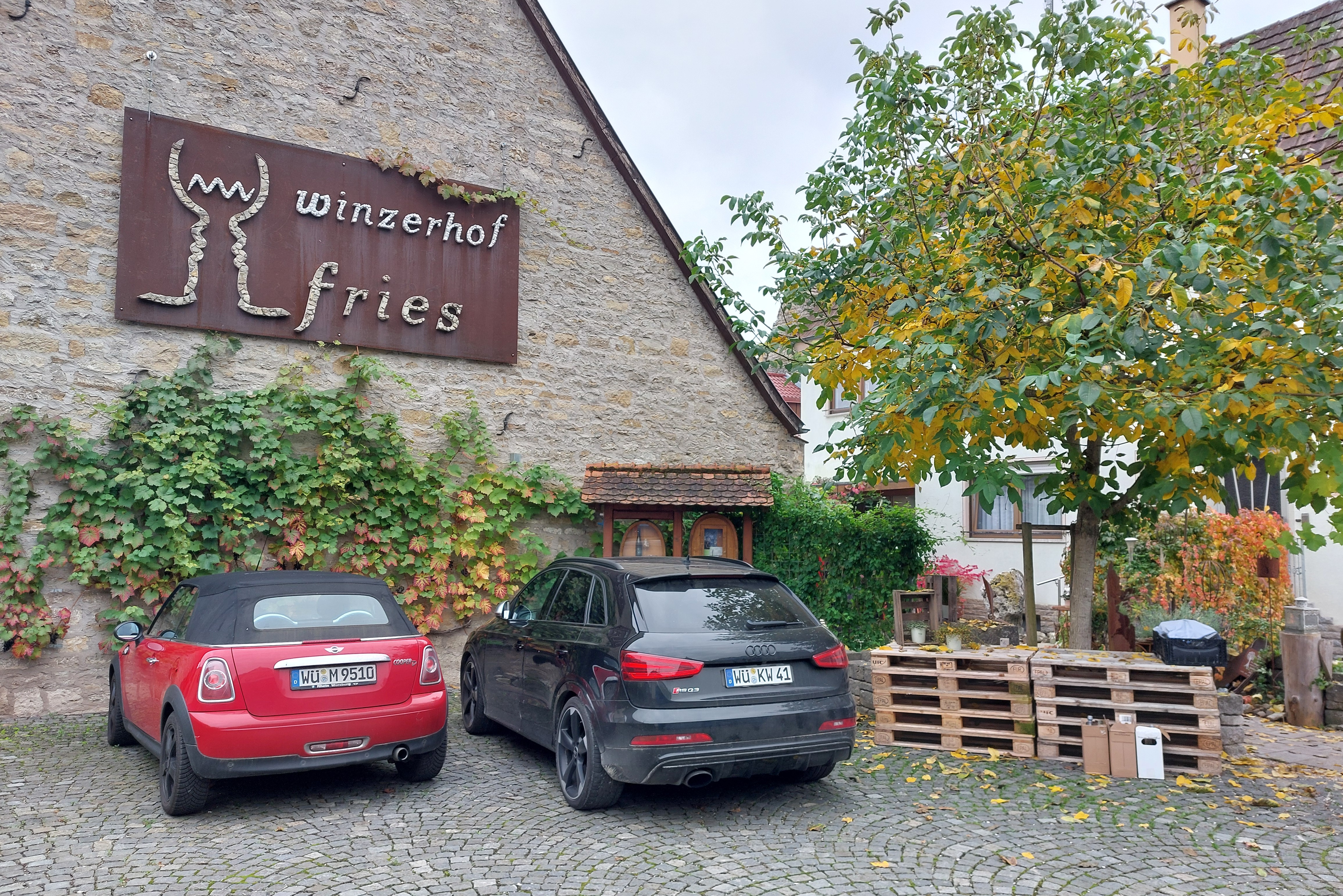 Winzerhof Frieß Hofgebäude vom Winzerhof