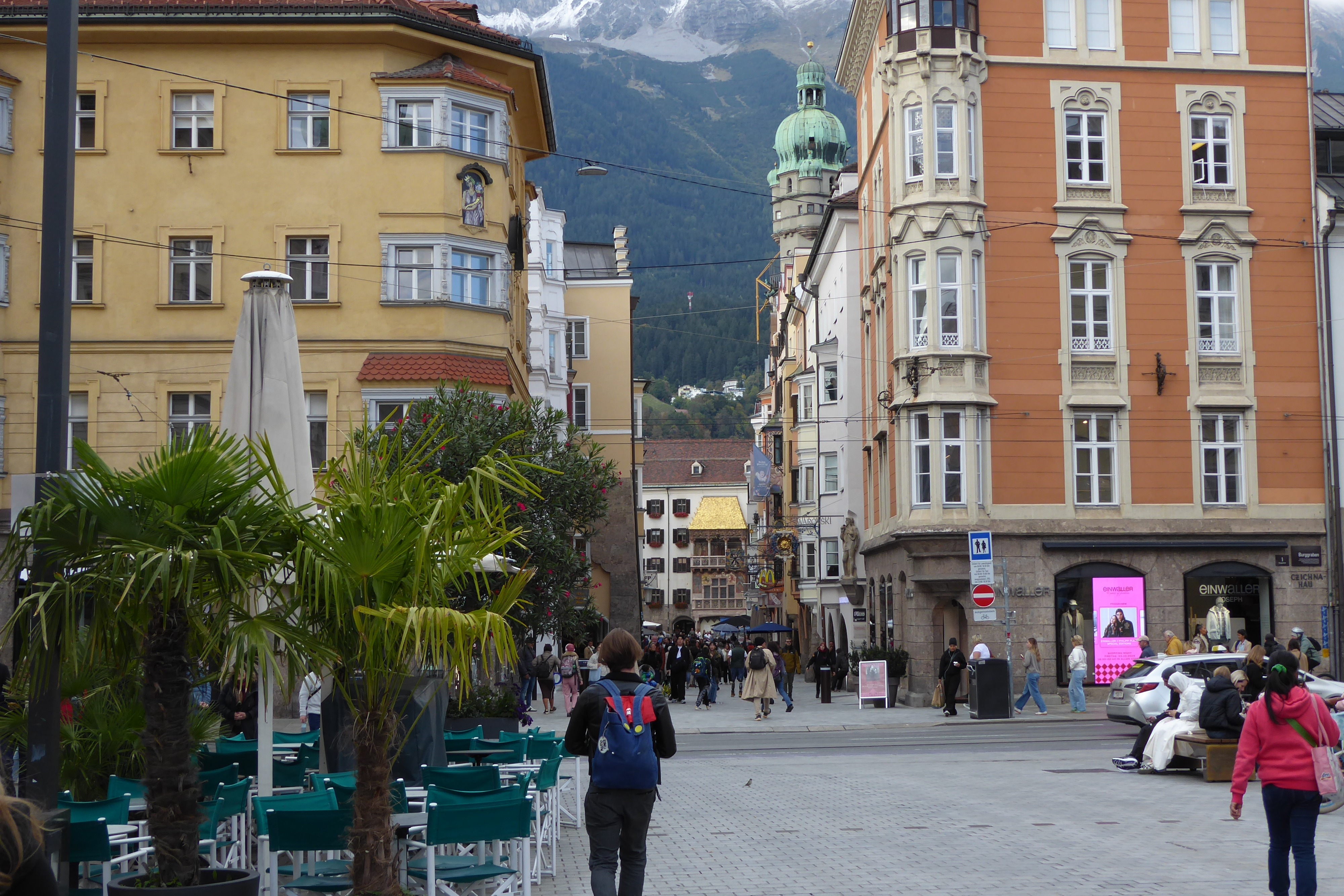 Centrum mit "Goldenen Dacherl"