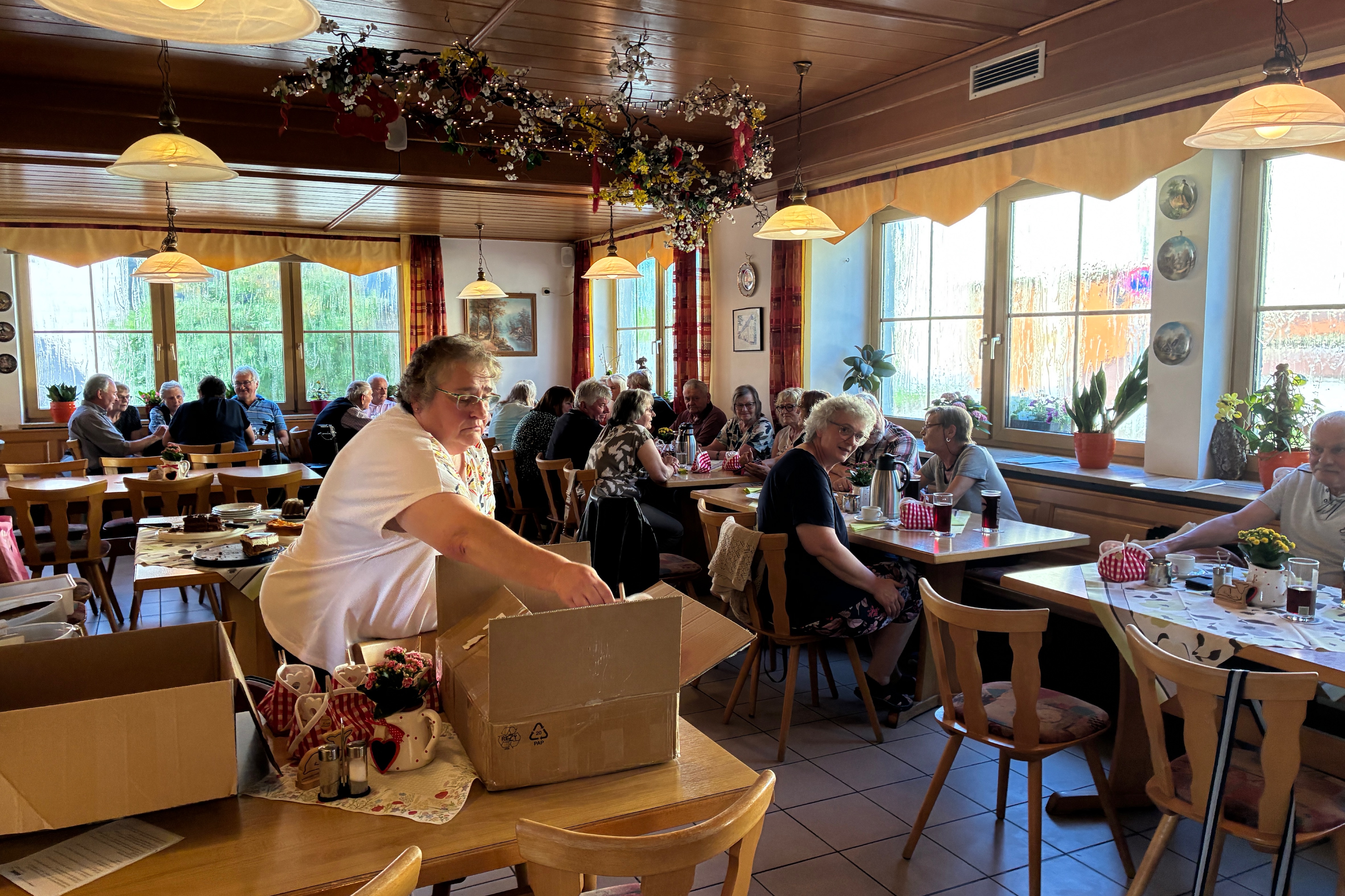 gem&uuml;tlichen Runde im Gasthof zum goldenen Lamm
