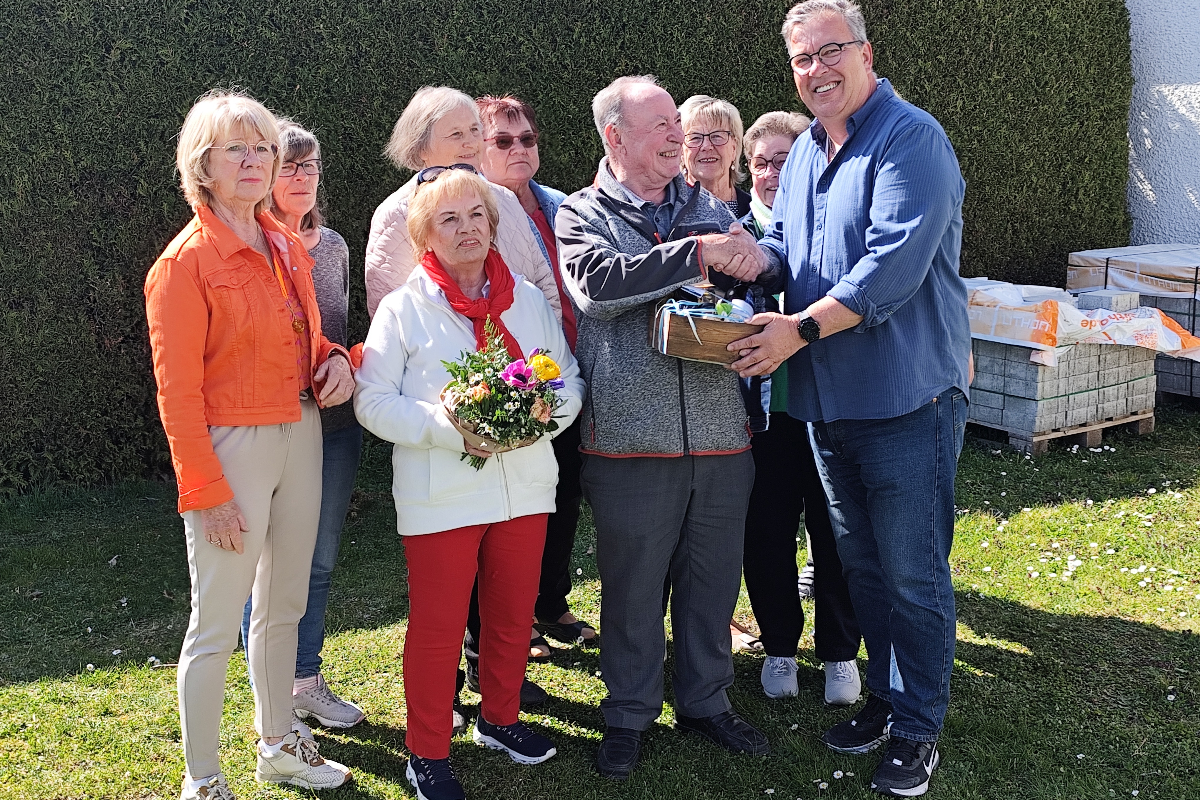 Danke Peter Vorstand verabschiedet Peter Röger