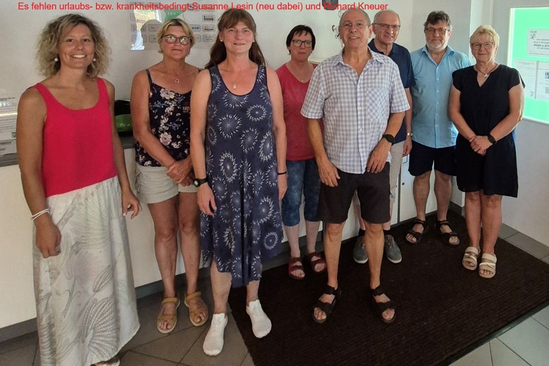 zu sehen ist die neue VdK-Ortsvorstandschaft von Gro&szlig;bardorf zu sehen: von links: Jenny Bachmeier, VdK-Kreisgesch&auml;ftsstelle; Edith Joachim, Vertreterin der Frauen; Jutta Demar, stellv. OV-Vorsitzende und Schriftf&uuml;hrerin; Brigitte Radina, Beisitzerin; Bertold Barthelmes, OV-Vorsitzender und Kassier; Manfred Dietz, Beisitzer; Hugo Seufert, Beisitzer; Sabine Behr, Beisitzerin; es fehlen: Susanne Lesin und, Richard Kneuer (Beisizer/In)