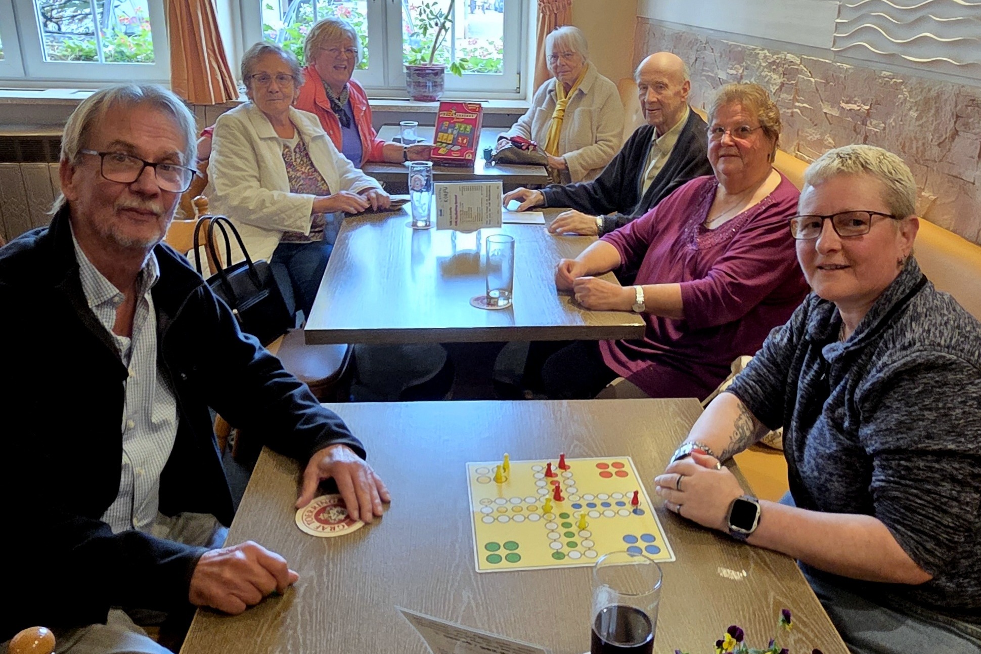 Mikolajetz (li vorne) und Ani Pitsch (re vorne)