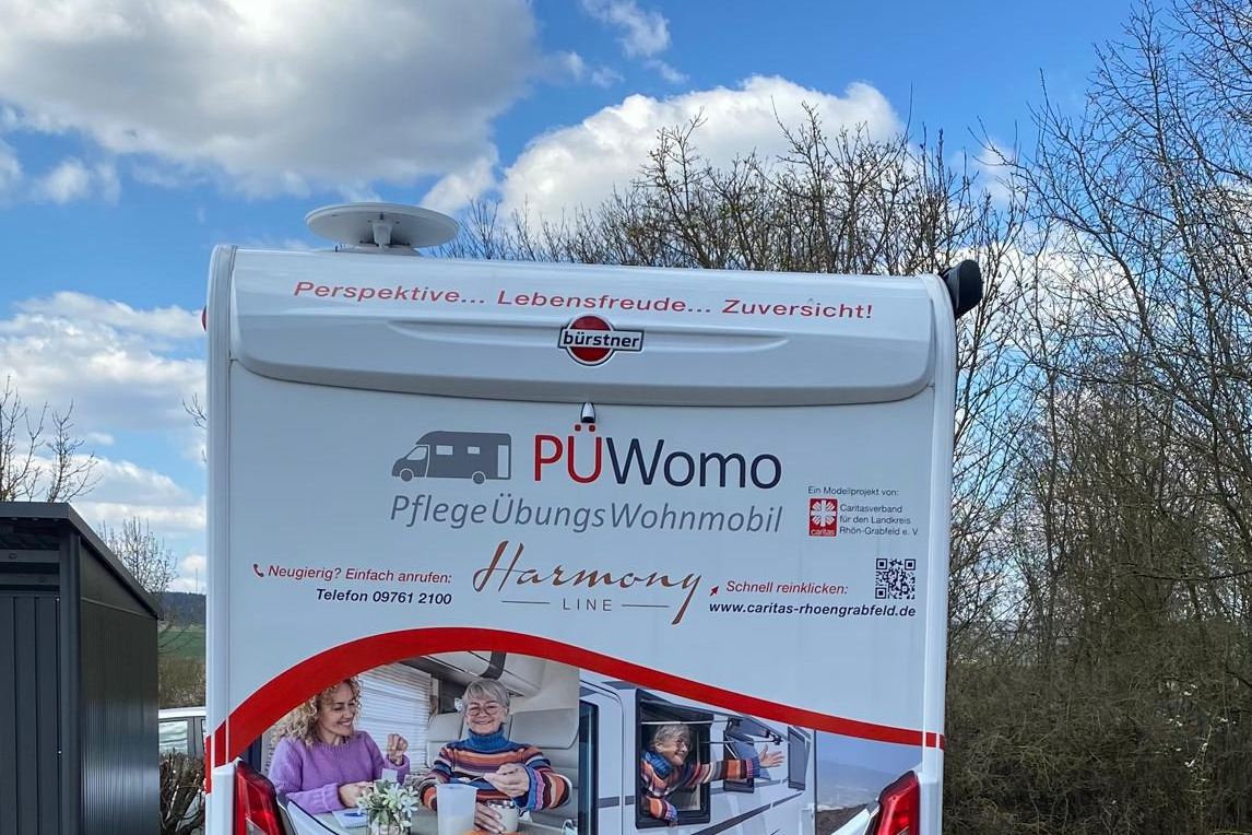 Barrierefreies Wohnmobil Das barrierefreie Wohnmobil des Pflegeübungszentrum Mellrichstadt