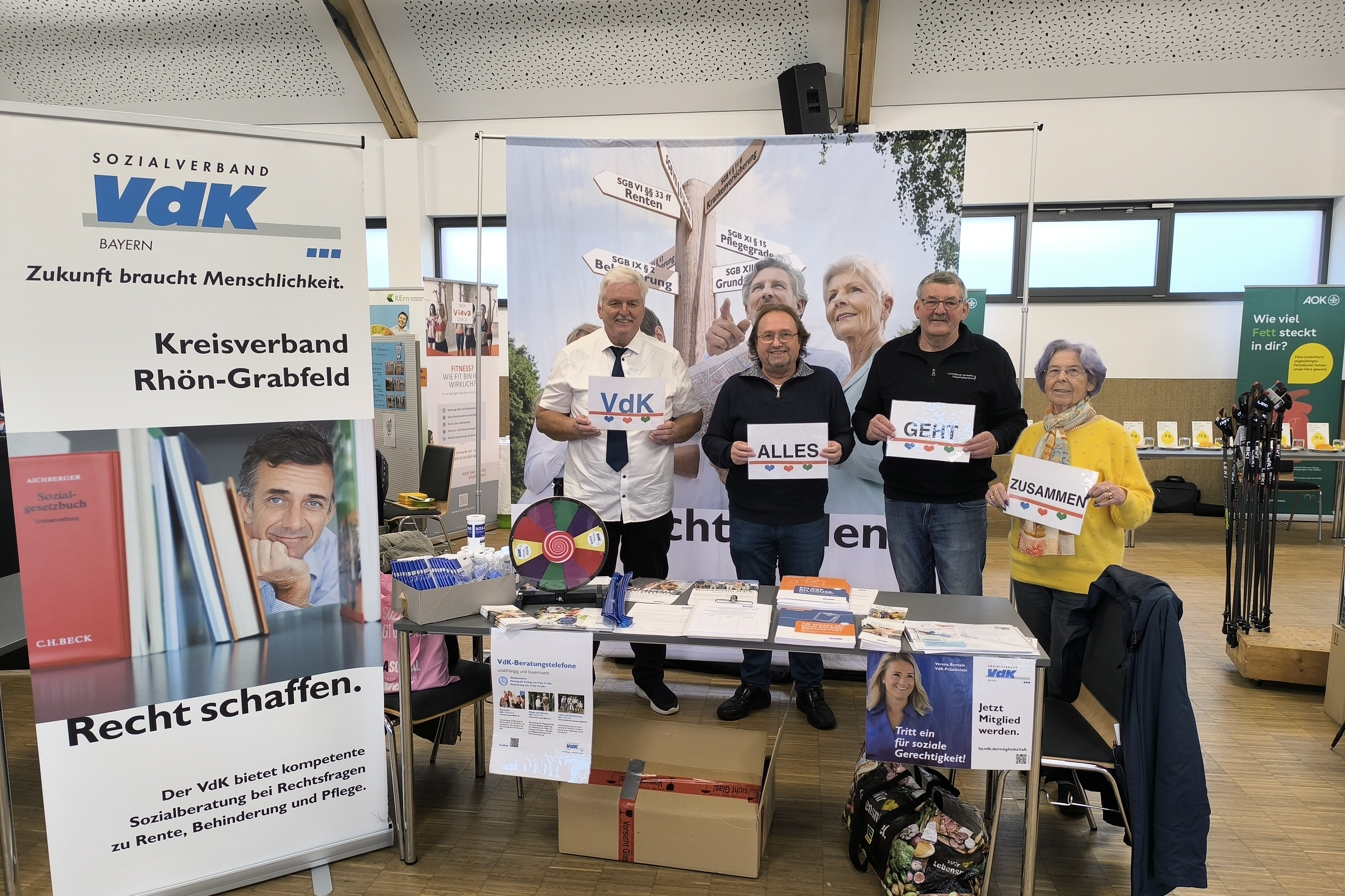 Alles geht zusammen! VdK Infostand Gesundheitstag