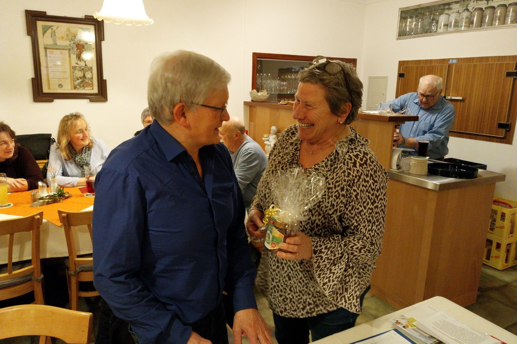 Seit knapp 3 Jahre gibt es den gemeinsamen Stammtisch, den VdK-Vorsitzende Silvia Ragaller aus Pleinting zusammen mit Fredi Grill vom VdK Alkofen organisieren