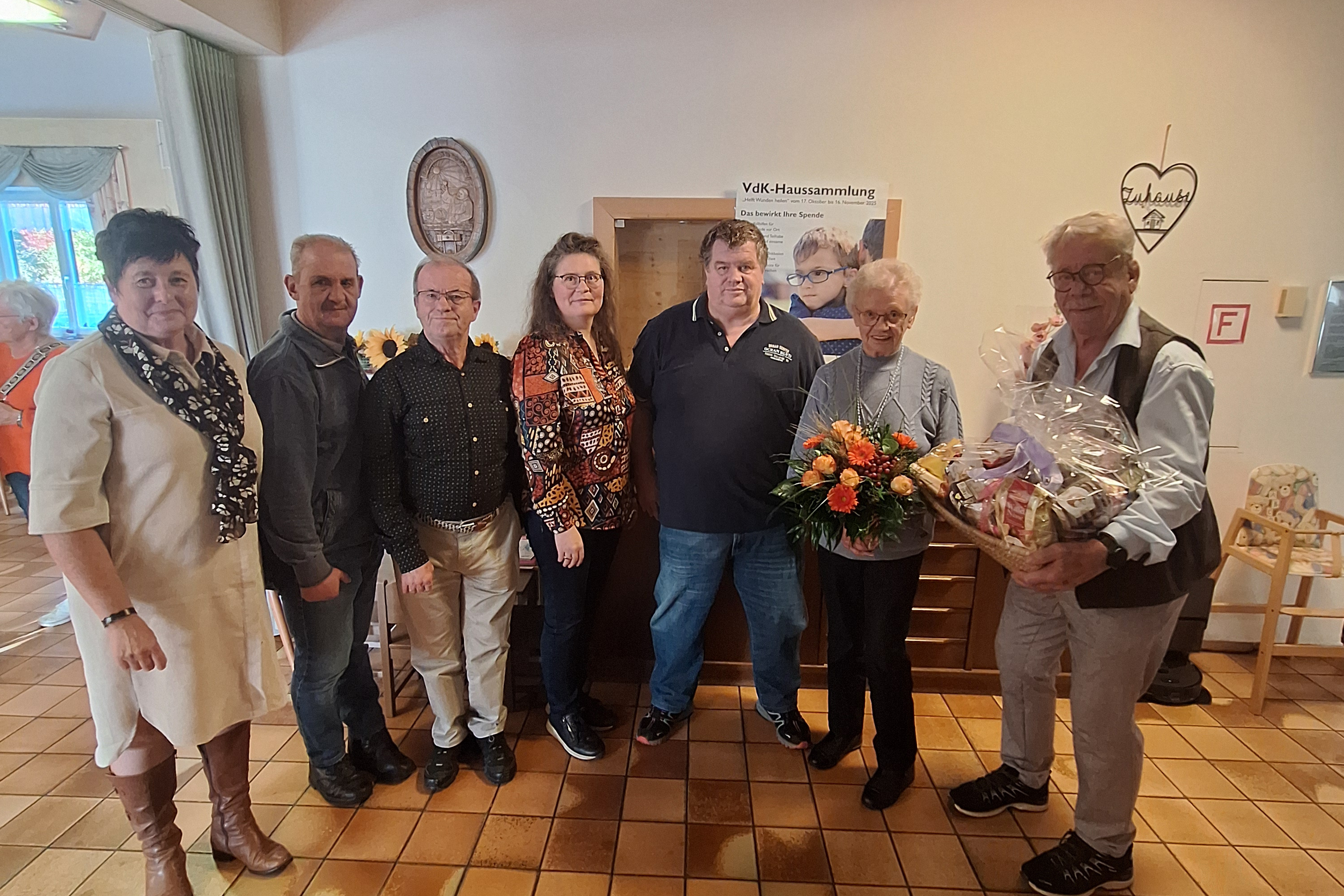 Helene Söll Vdk Ehrenmitglied des Bayerischen Landesverbandes. "Alle Bilder vorbehalten"