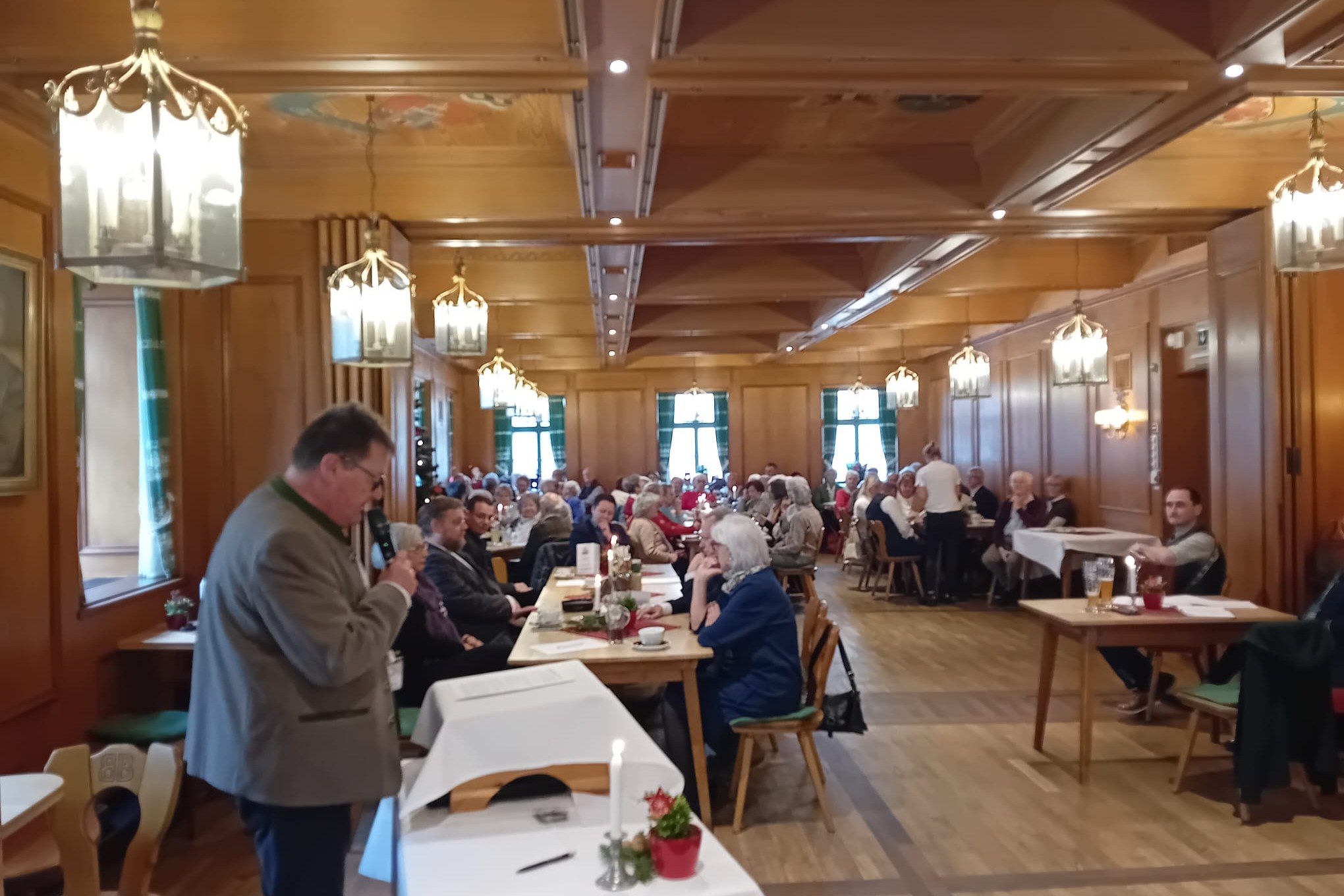 Begr&uuml;&szlig;ung der G&auml;ste