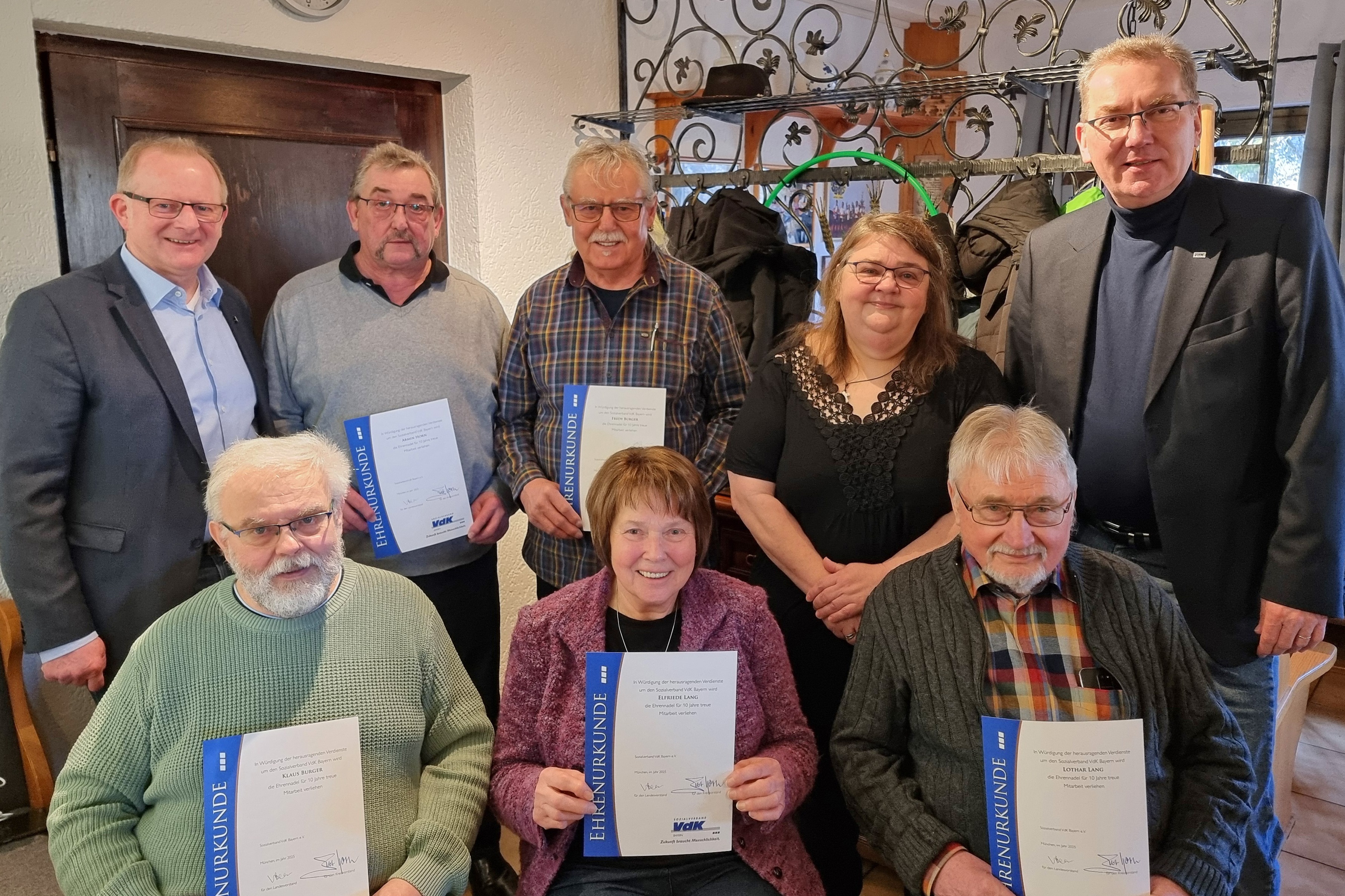 Zusammen mehr als 50 Jahre ehrenamtlich für den VdK engagiert Säulen des VdK Langenbach-Geroldsgrün